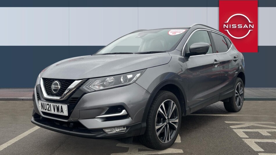 Nissan Qashqai 1.3 DiG-T N-Connecta 5dr [Glass Roof Pack] Petrol Hatchback